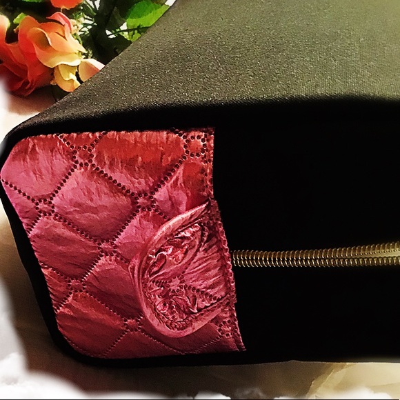 Cosmetic bag/Toiletry bag. - Picture 6 of 6